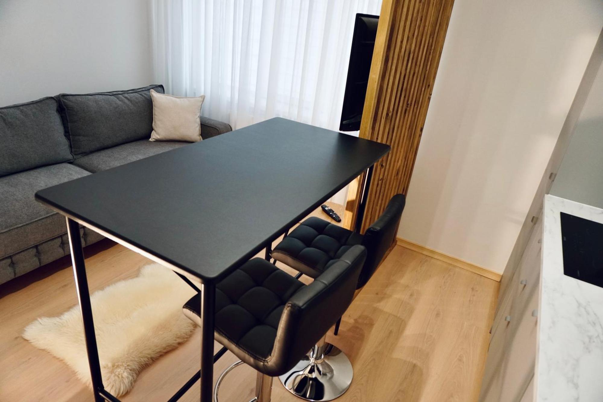 Central Charm Apartment Targu Neamt Exterior foto