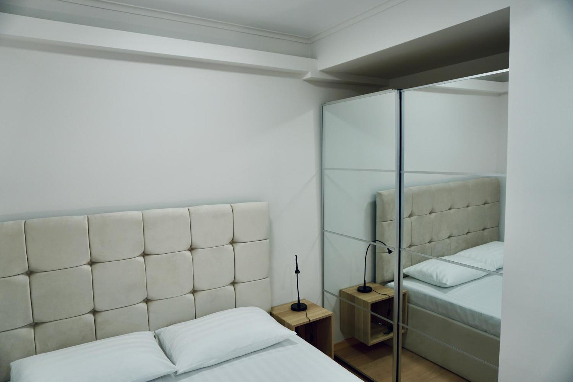 Central Charm Apartment Targu Neamt Exterior foto